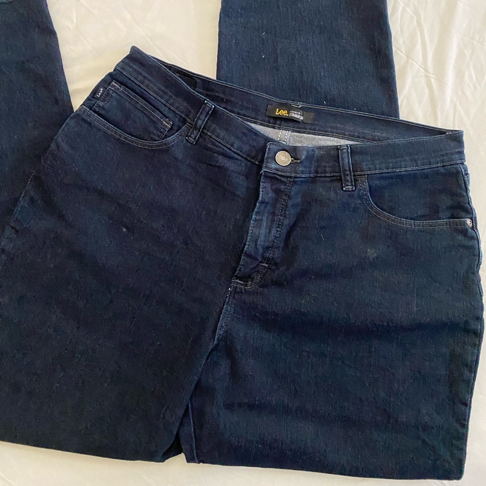 Lee Jeans size 14 Classic Fit Straight Leg